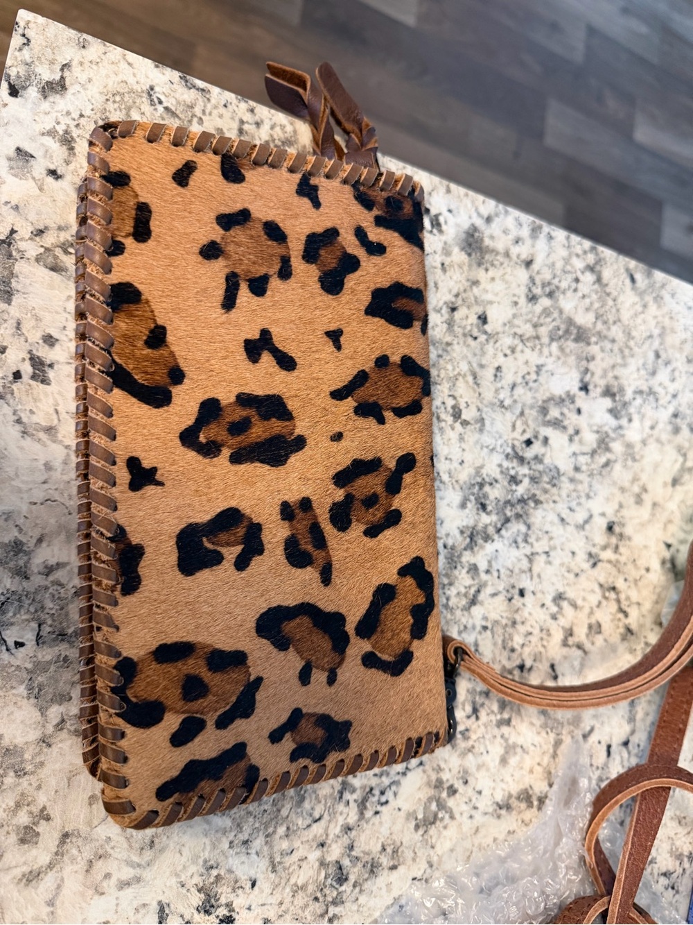 American Darling Leopard Print Crossbody Wallet - Brown & Black